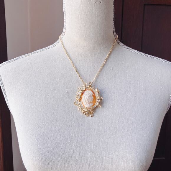 Amedeo Butterfly Lady Face Cameo Pendant Necklace Victorian Revival Brooch - Picture 7 of 15